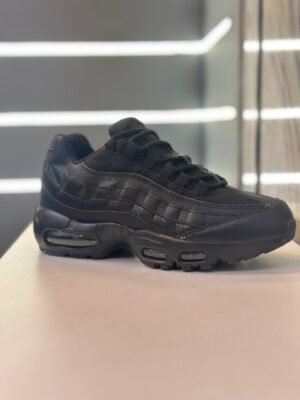 Air Max 95 Black modèle 1
