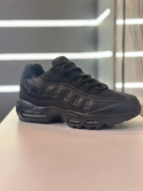 Air Max 95 Black modèle 1