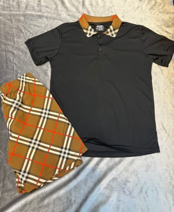 Ensemble Burberry T-shirt & Short