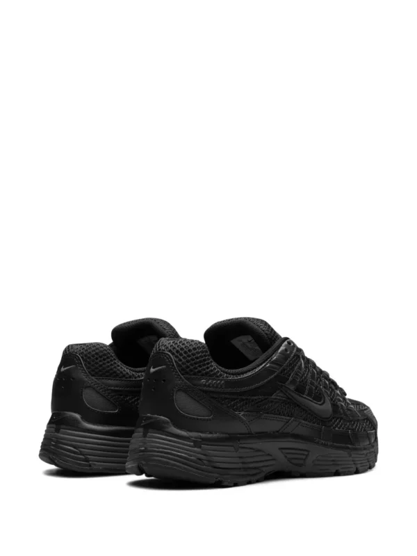 Nike P-6000 – Noir Classique (Triple Black)