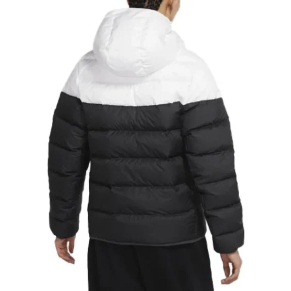 Nike – Black & White Puffer Jacket