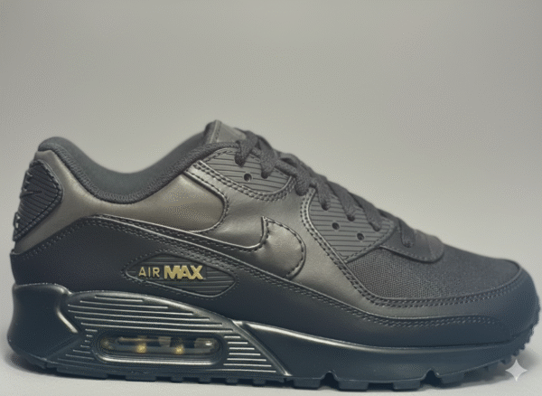 Air Max  – Ultimate Black