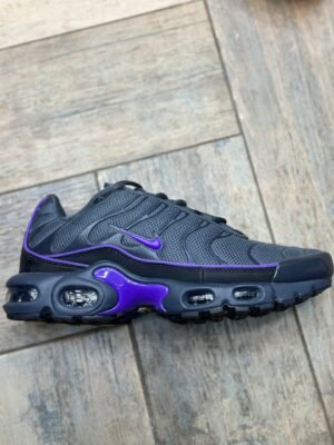 Nike Air Max TN – Black & Voltage Purple
